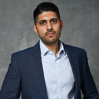 Square isaan khan author photo  c  andy hooper